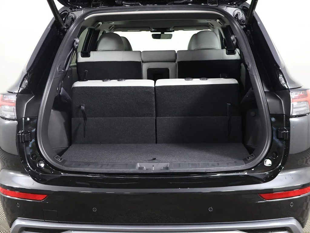2025 Mitsubishi Outlander SEL - Photo 22