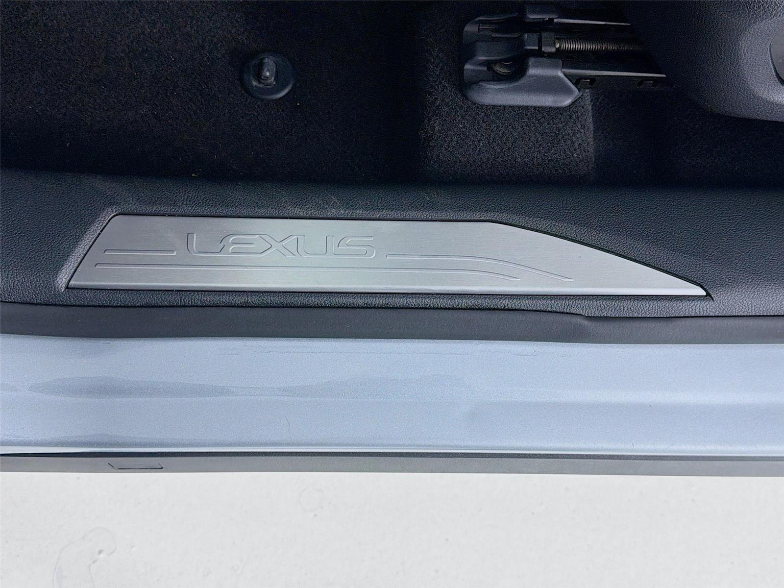 Used 2024 Iridium Lexus RX 350 Premium image 9