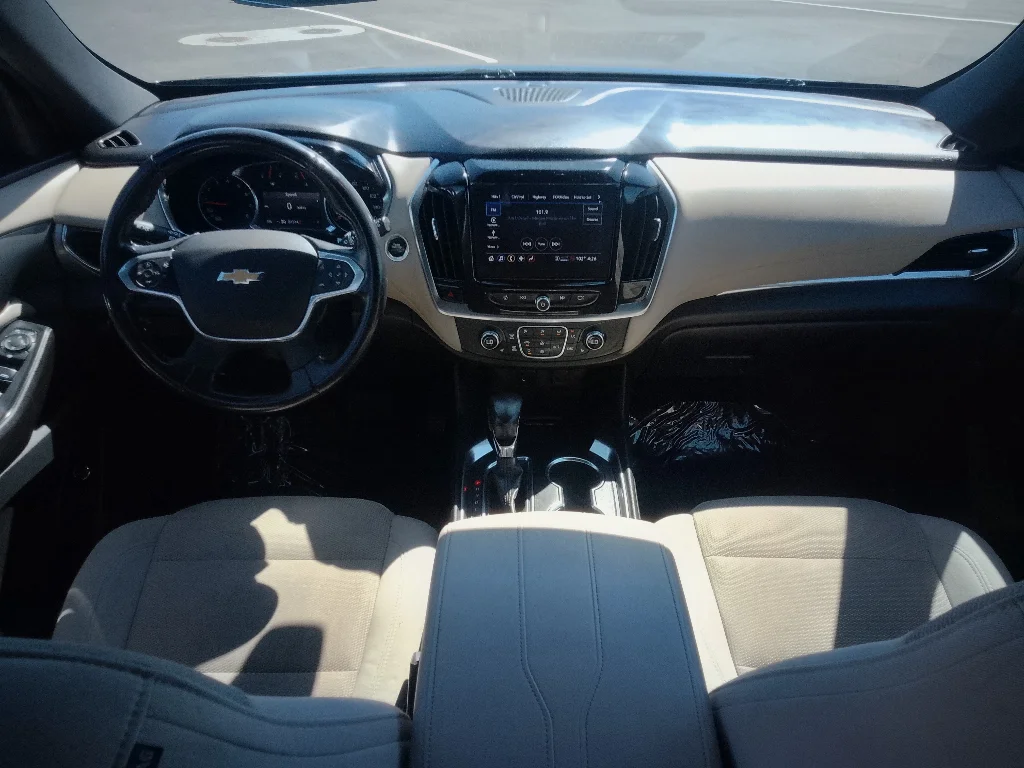 Used 2022 Mosaic Black Metallic Chevrolet LT Cloth image 12