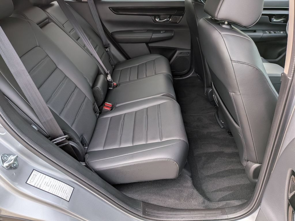Used 2025 Silver Honda EX-L image 18