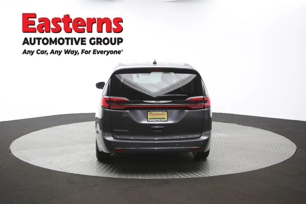 Used 2023 Gray Chrysler Touring L image 37