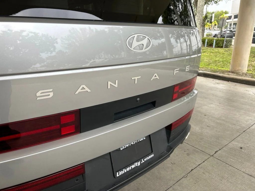 Used 2026 Silver Hyundai SEL image 19