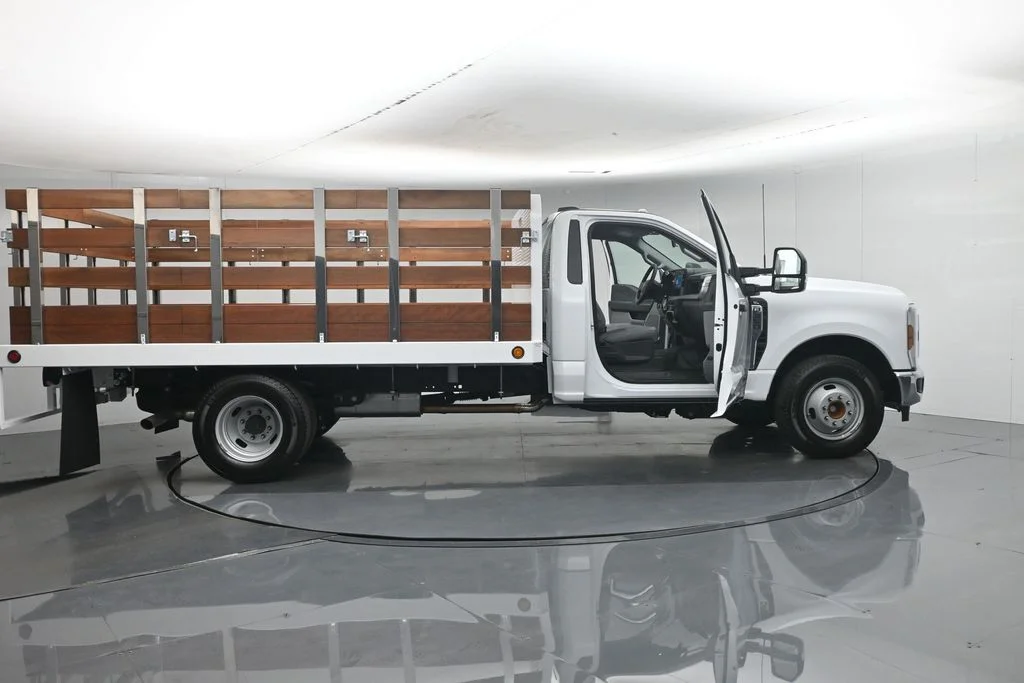 New 2026 White Ford XL image 4