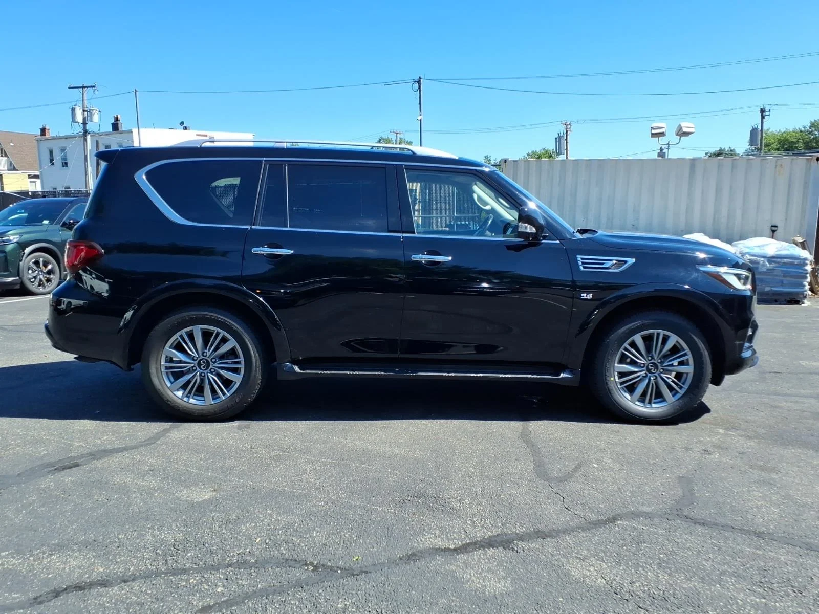 Used 2020 Black INFINITI LUXE image 5