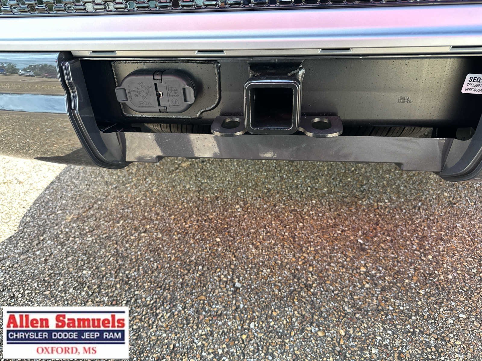 New 2026 Baltic Gray Metallic Clear-Coat Exterior Paint Jeep Summit image 51