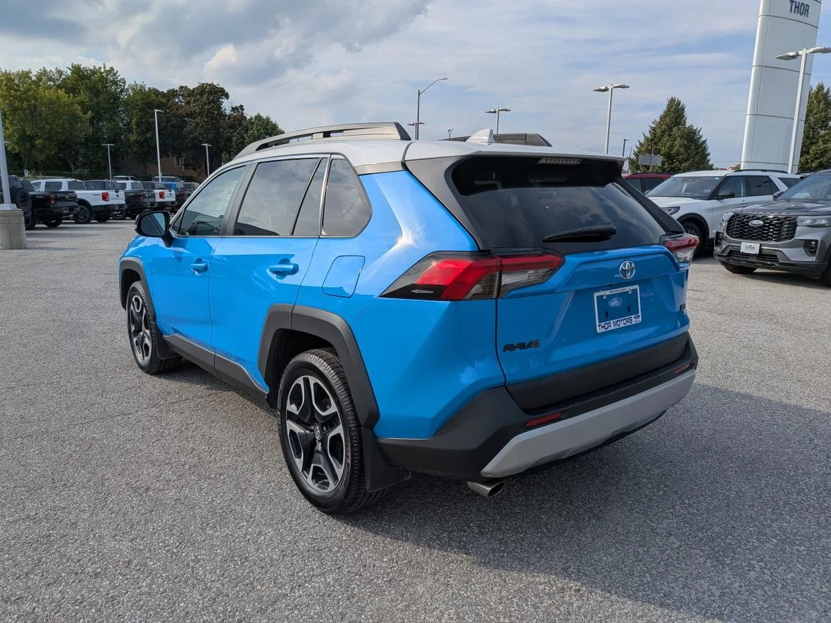 Used 2019 Blue Toyota Trail image 9