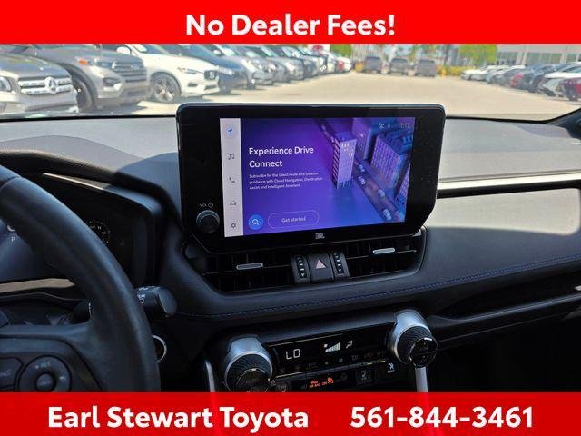 Certified Used 2023 MID BLCK/MAG GRAY Toyota  image 5