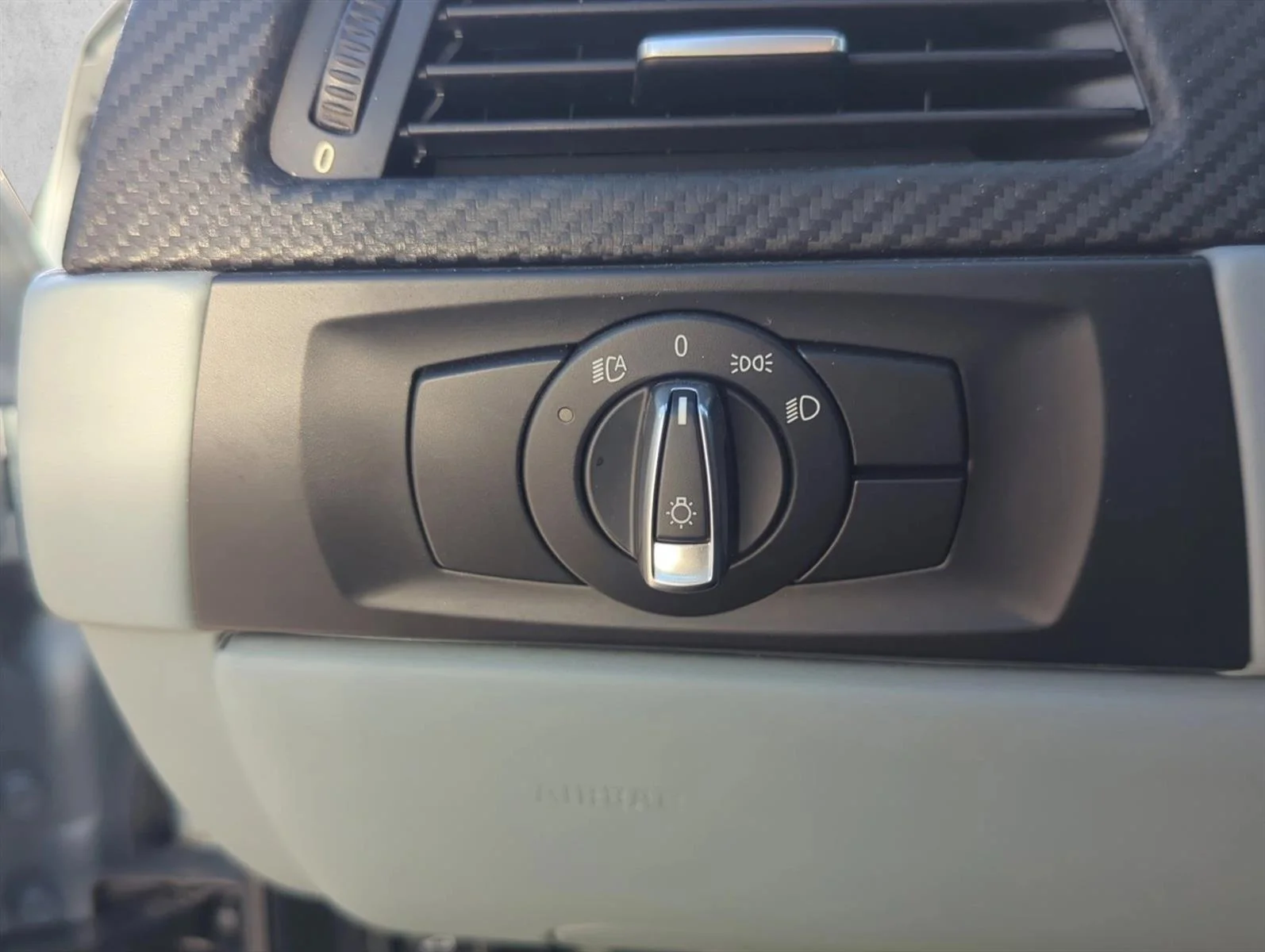 Used 2009 Silverstone Metallic BMW  image 13