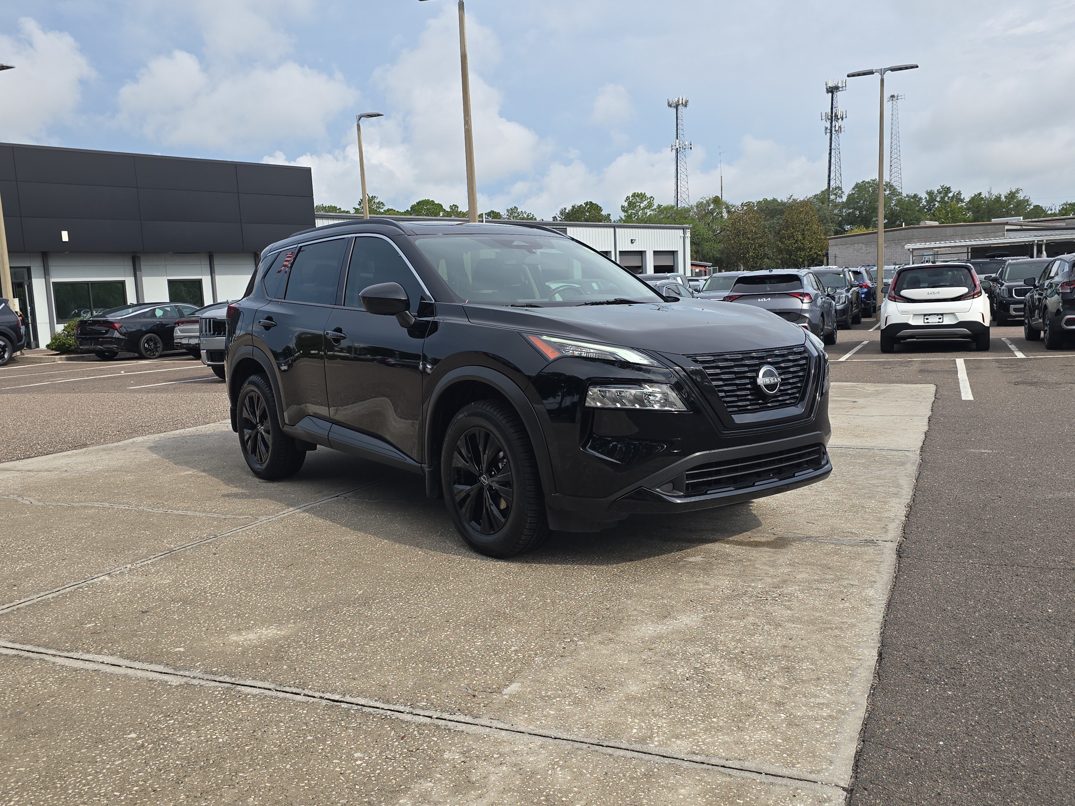 Used 2023 Super Black Nissan SV image 2