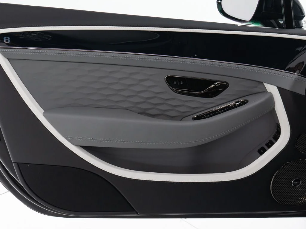 New 2026 Beluga Bentley Mulliner image 11