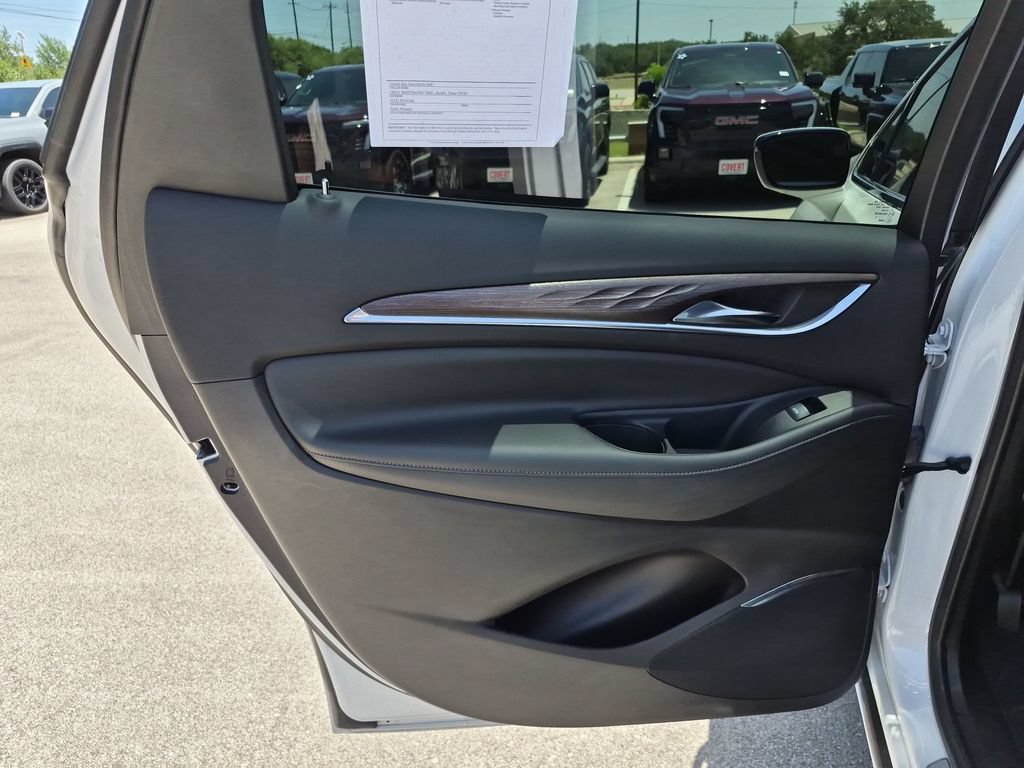 Used 2024 White Frost Tricoat Buick Avenir image 35