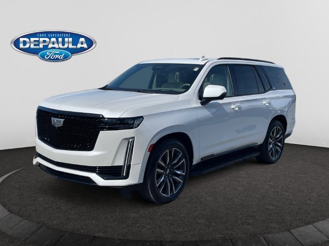 Used 2022 White Cadillac Sport Platinum image 1