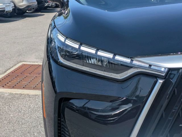 New 2027 MINERAL BLACK INFINITI Luxe FWD image 9