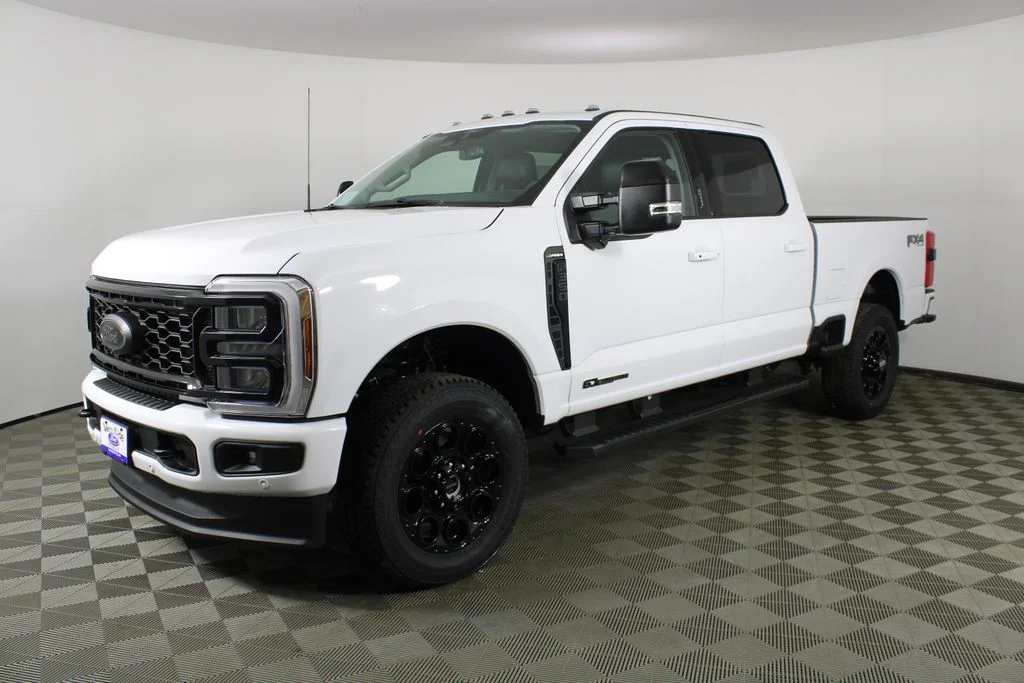New 2026 Oxford White Ford Lariat image 3