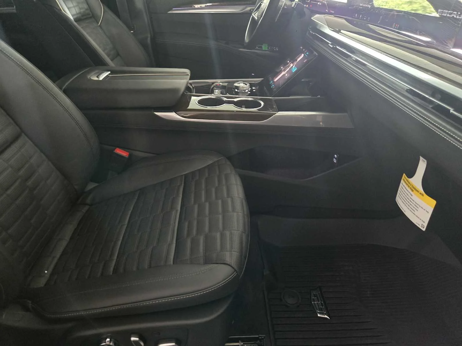 2026 Cadillac Escalade Platinum Sport - Photo 9
