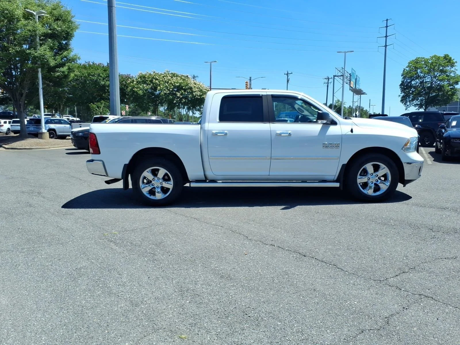 Used 2017 Bright White Clearcoat Ram Big Horn image 10