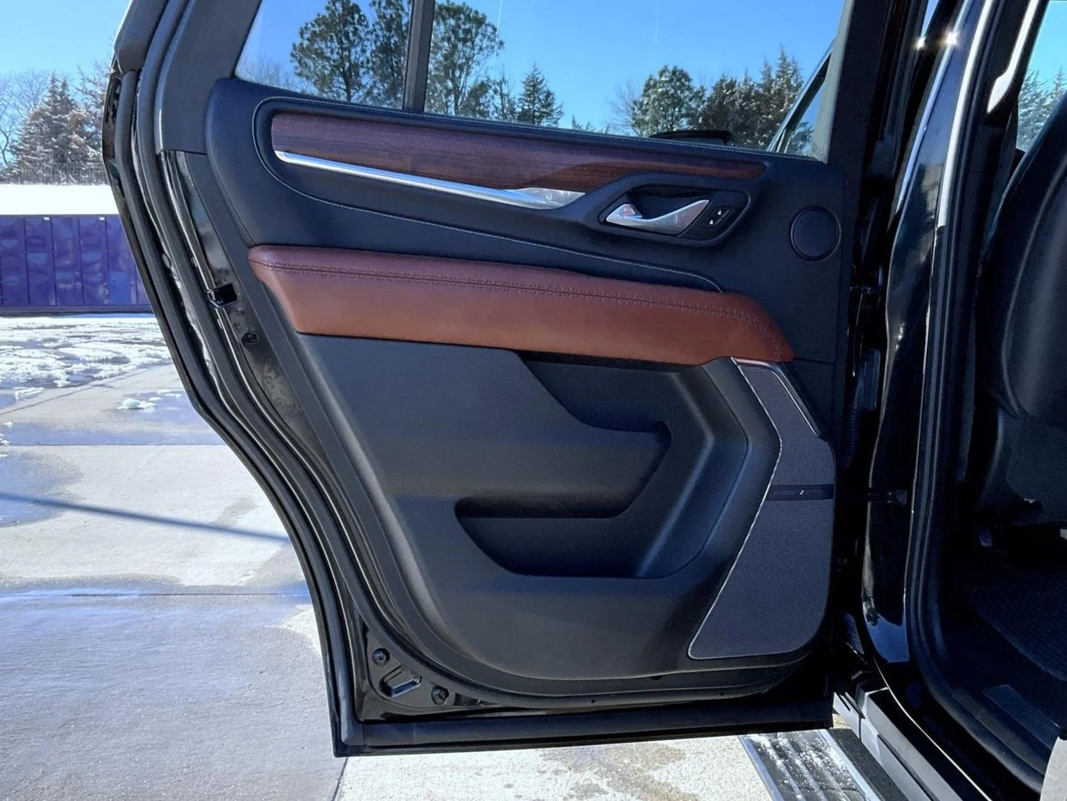 Used 2023 Black GMC Denali Ultimate image 23