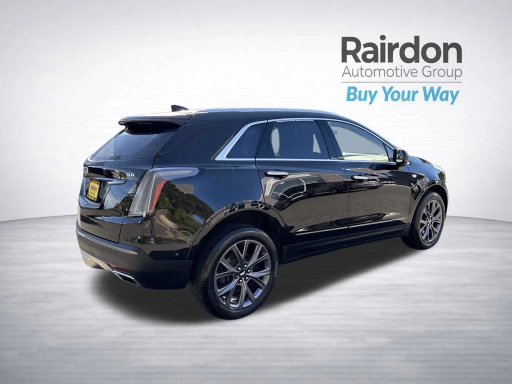 Used 2019 Black Cadillac Platinum AWD image 7