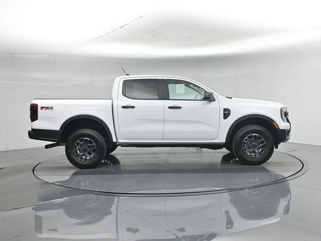 New 2026 Oxford White Ford XLT image 23