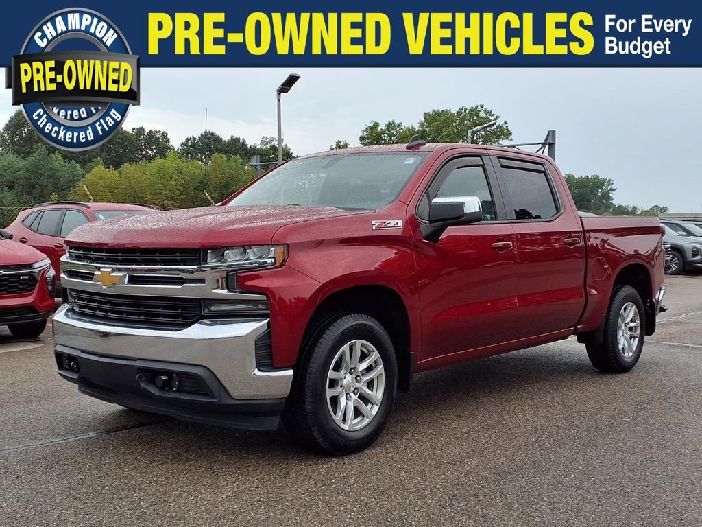 Used 2019 CAJUN RED TINTCOAT Chevrolet LT image 1