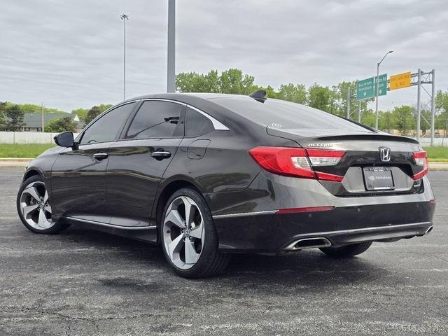 Used 2018 Black Honda Touring 1.5T image 16
