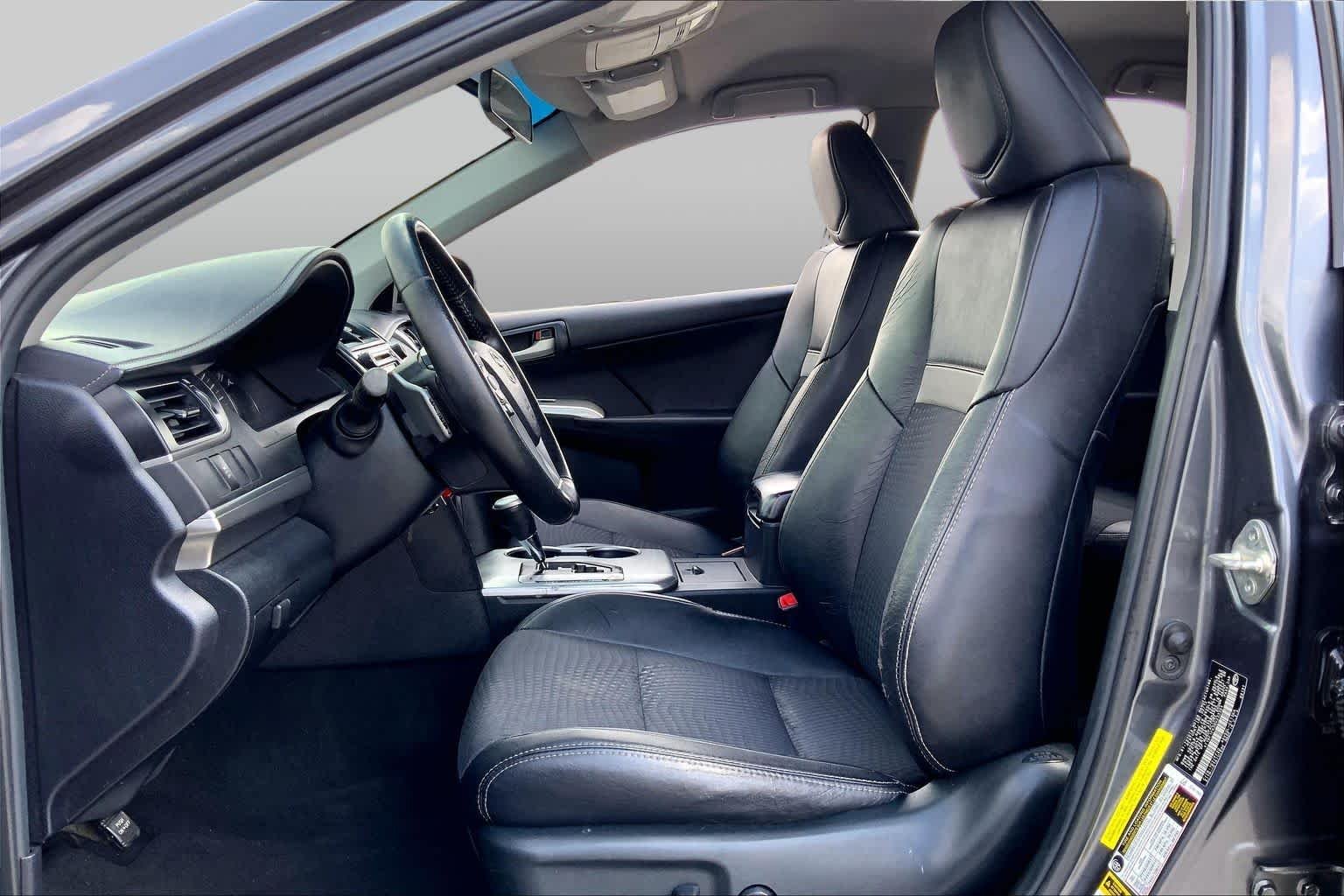 Used 2013 Magnetic Gray Metallic Toyota SE image 7
