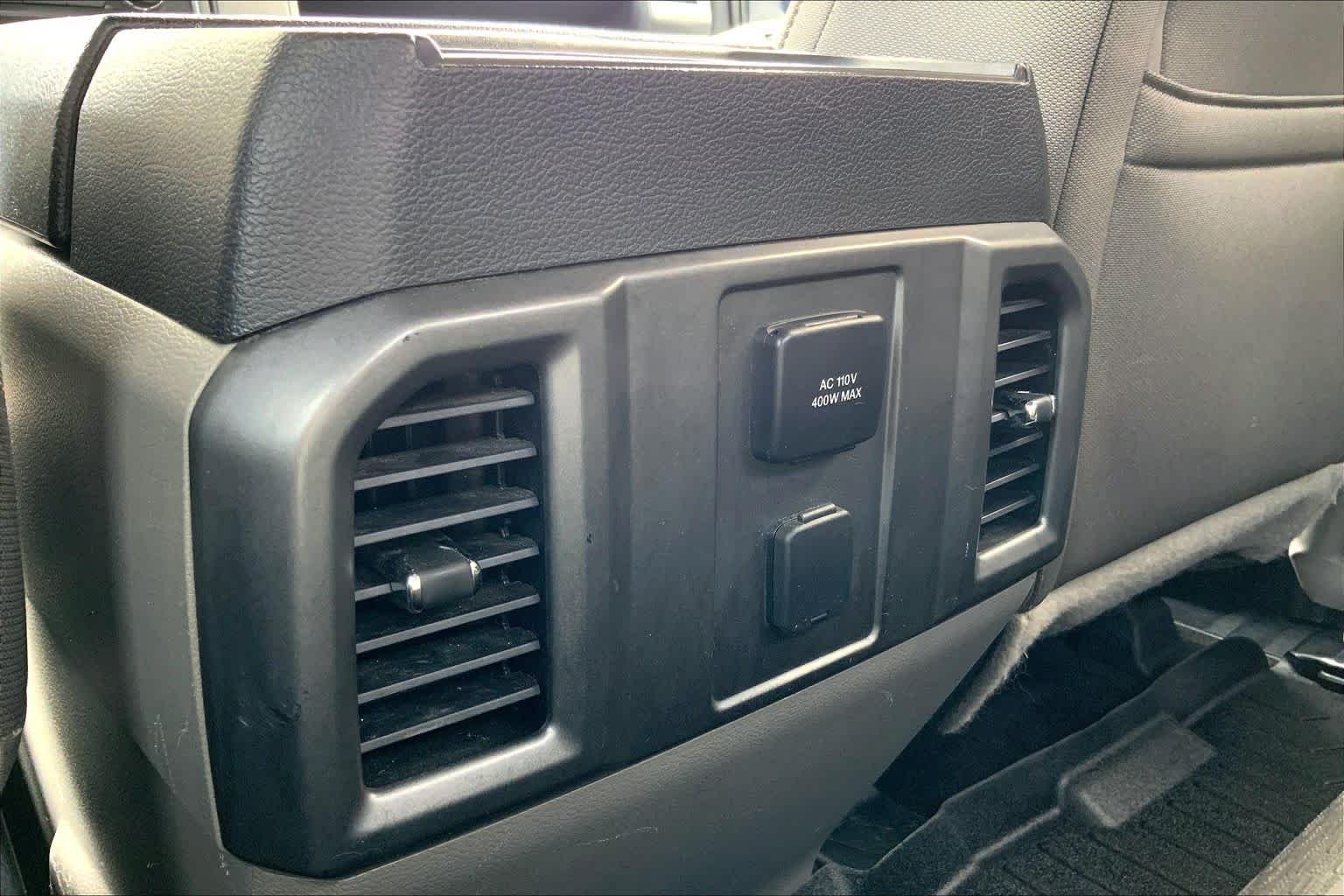 Used 2015 Blue Jeans Metallic Ford XLT image 35