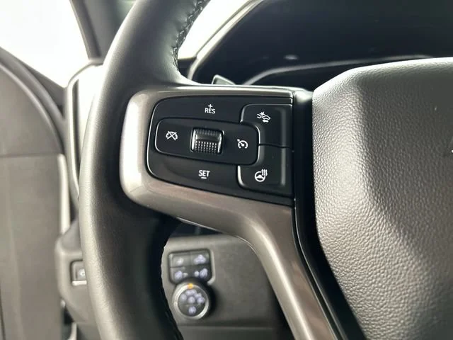 Used 2024 Iridescent Pearl Tricoat Chevrolet High Country image 12