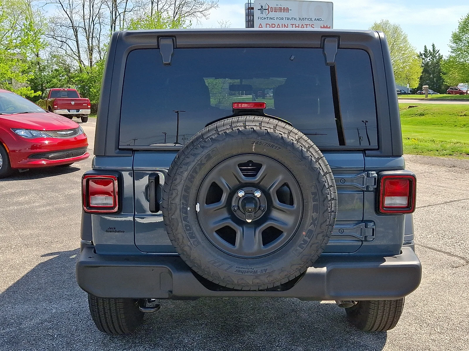 New 2026 Anvil Clear-Coat Exterior Paint Jeep 4-Door Sport image 7