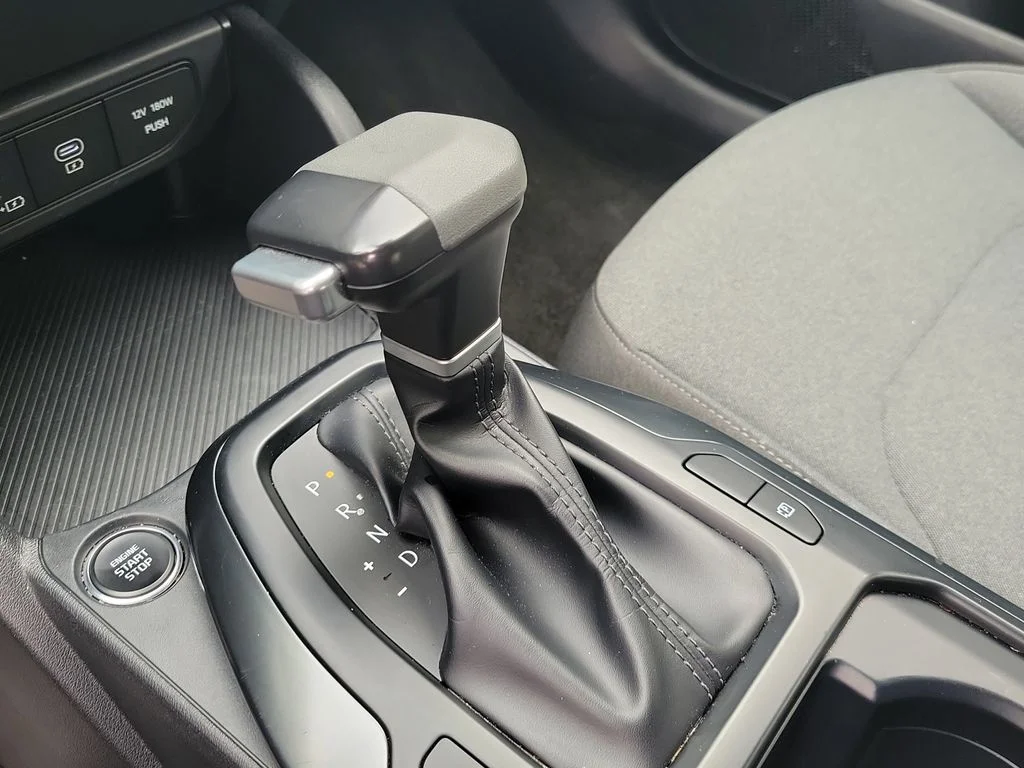 2025 Kia K4 LXS - Photo 33