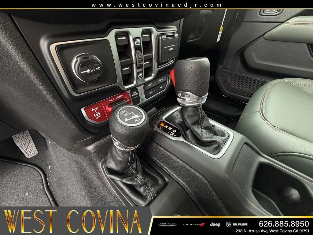 New 2026 Black Clearcoat Jeep Mojave image 21