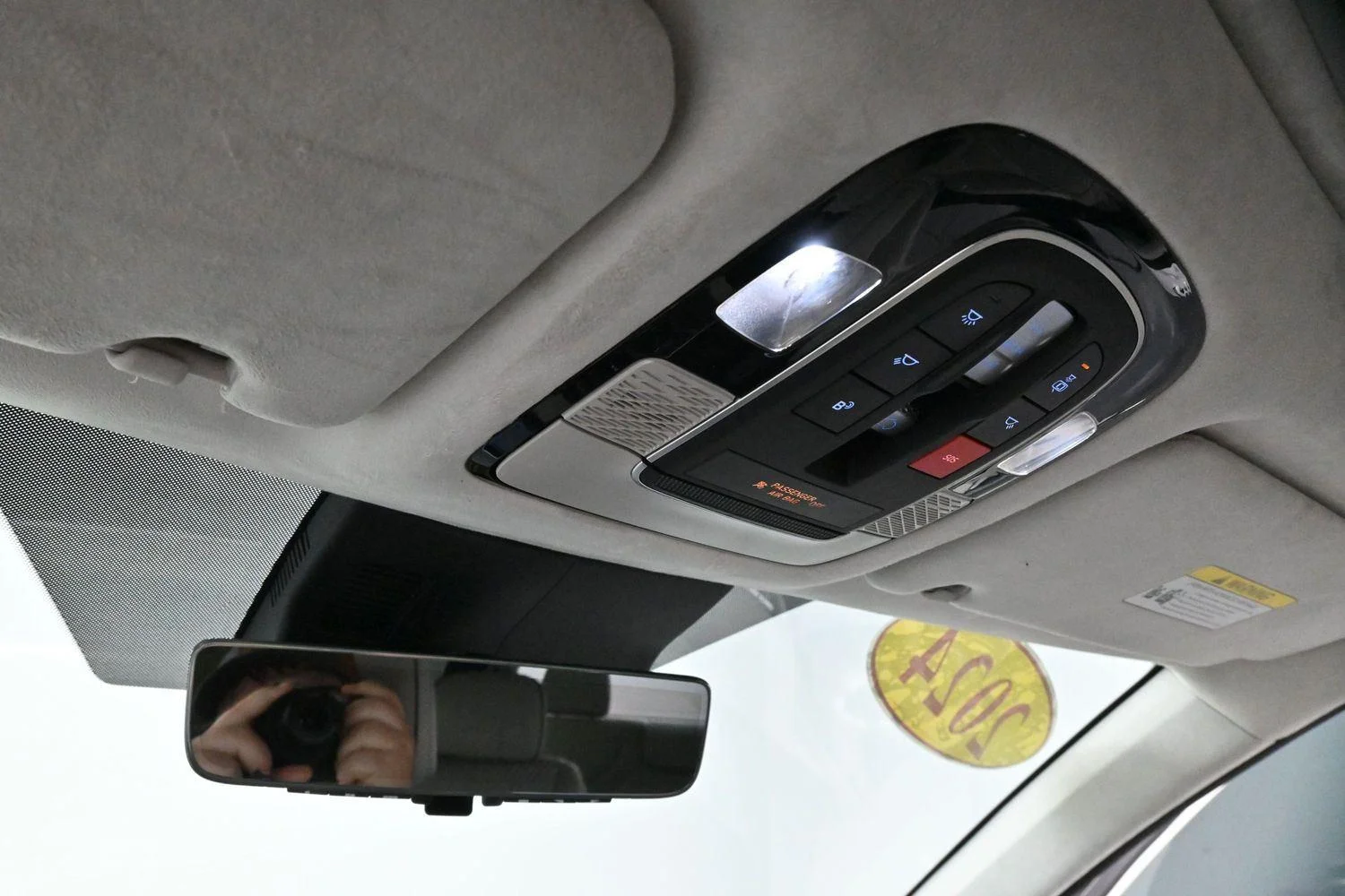 Used 2024 Hyper White Hyundai Calligraphy image 29