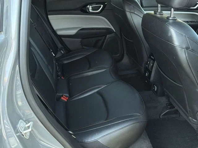 Used 2024 Gray Jeep Limited image 33