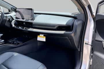 Certified Used 2025 CUTTING EDGE Toyota  image 19