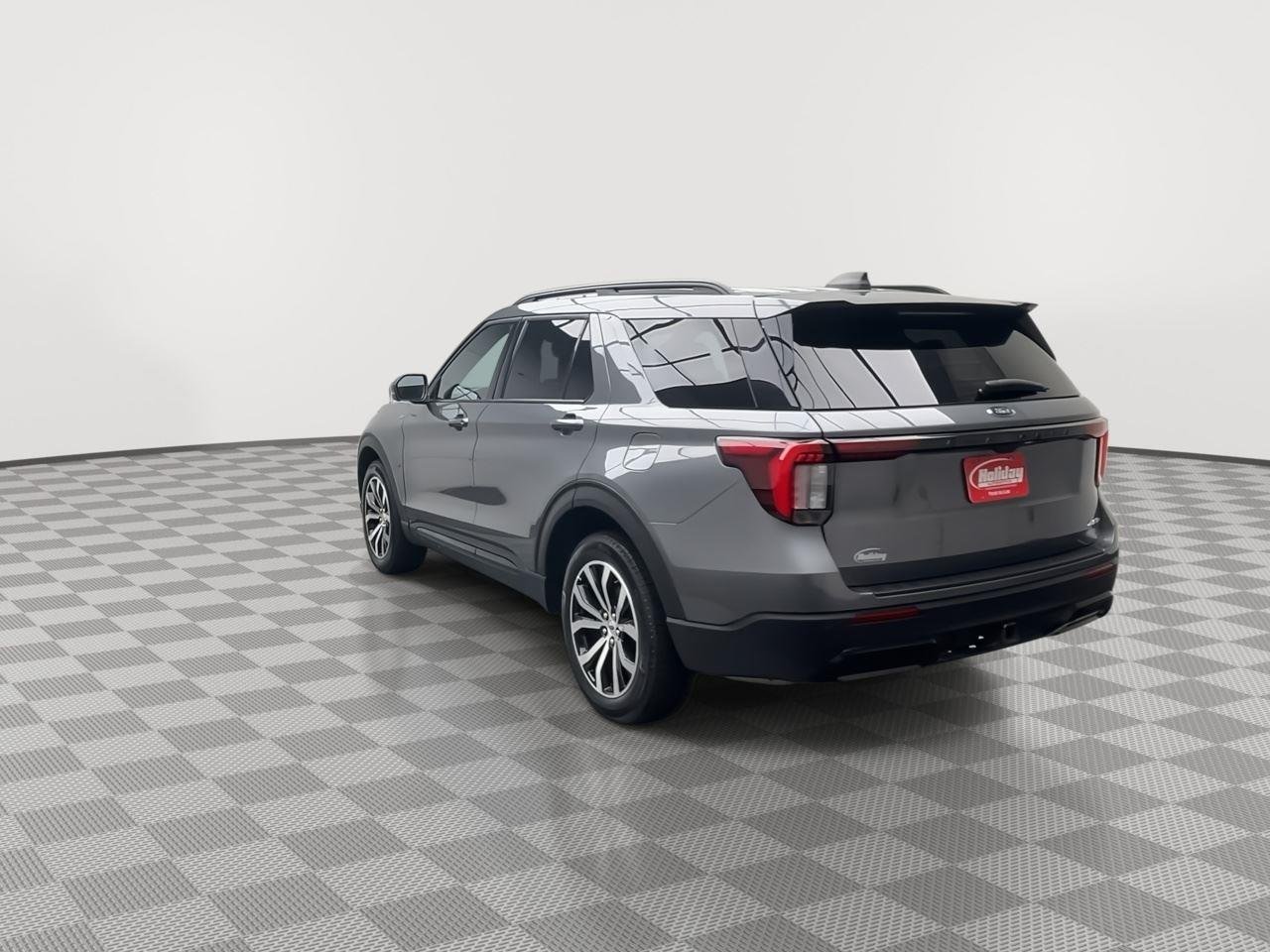Used 2025 Carbonized Gray Ford ST-Line image 41