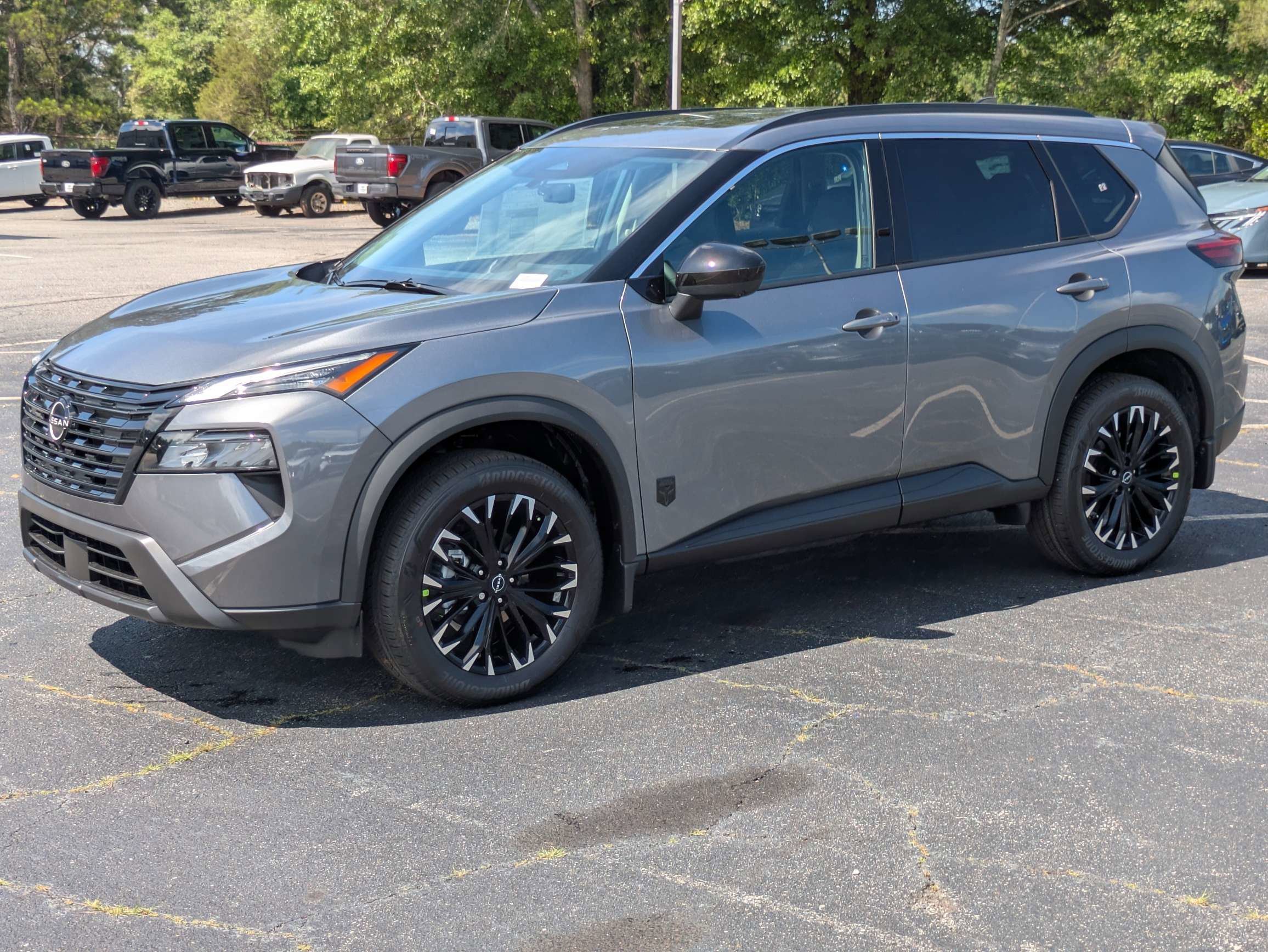 New 2026 Gray Nissan Dark Armor image 4