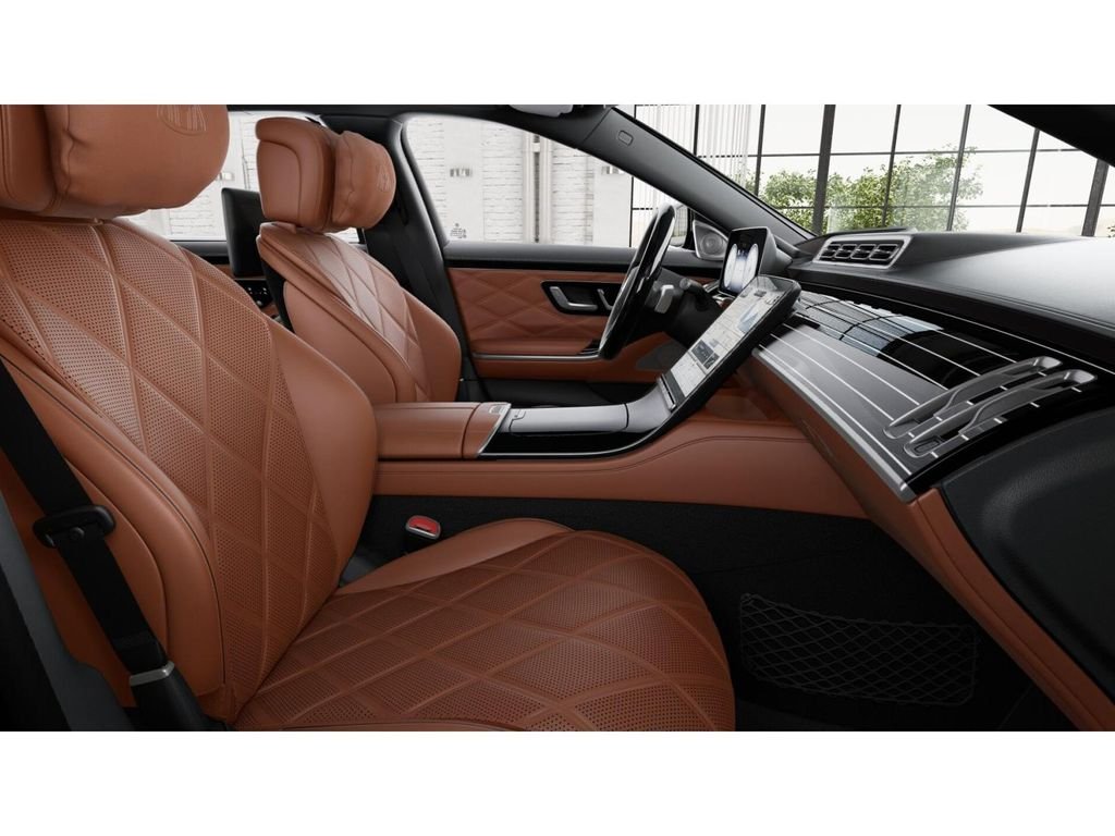 New 2026 Emerald Green Metallic Mercedes-Benz  image 4