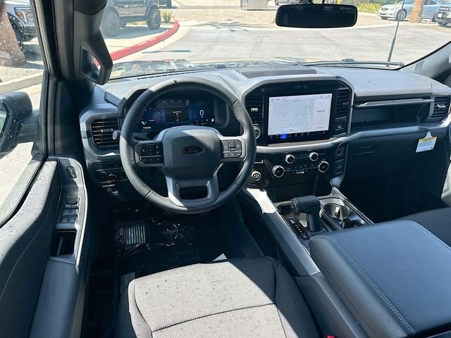 New 2026 Carbonized Gray Metallic Ford XLT image 22