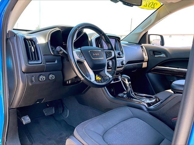 Used 2022 Blue Metallic GMC Elevation image 8