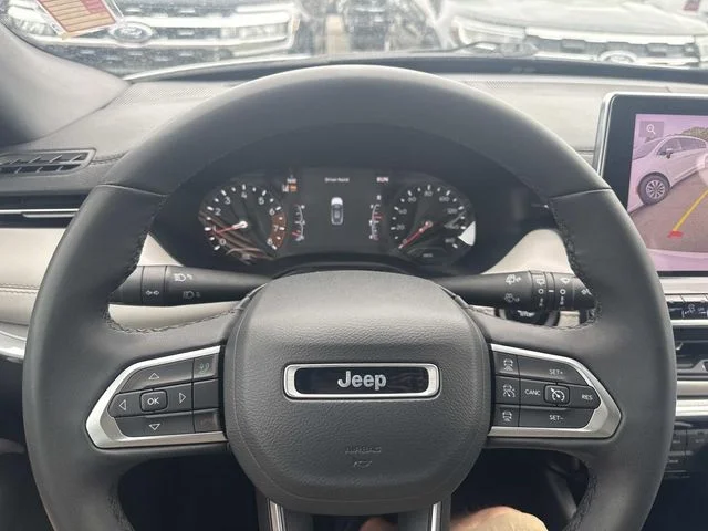 Used 2024 White Jeep Limited image 28