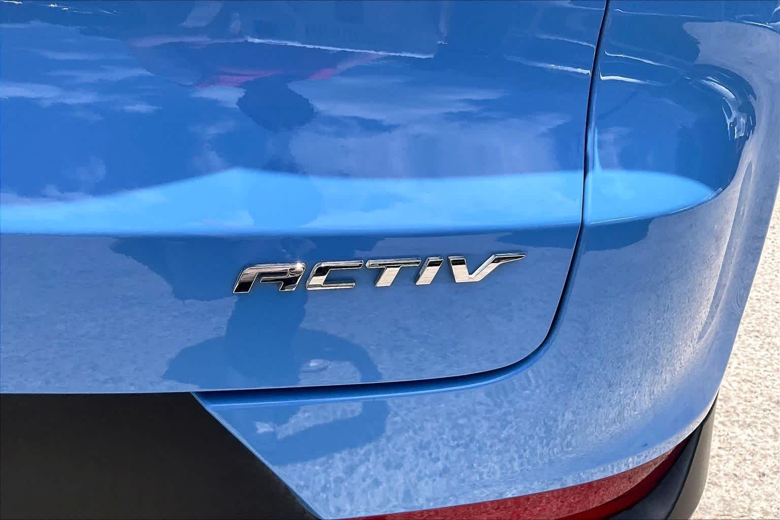 Used 2024 Fountain Blue Chevrolet ACTIV image 10