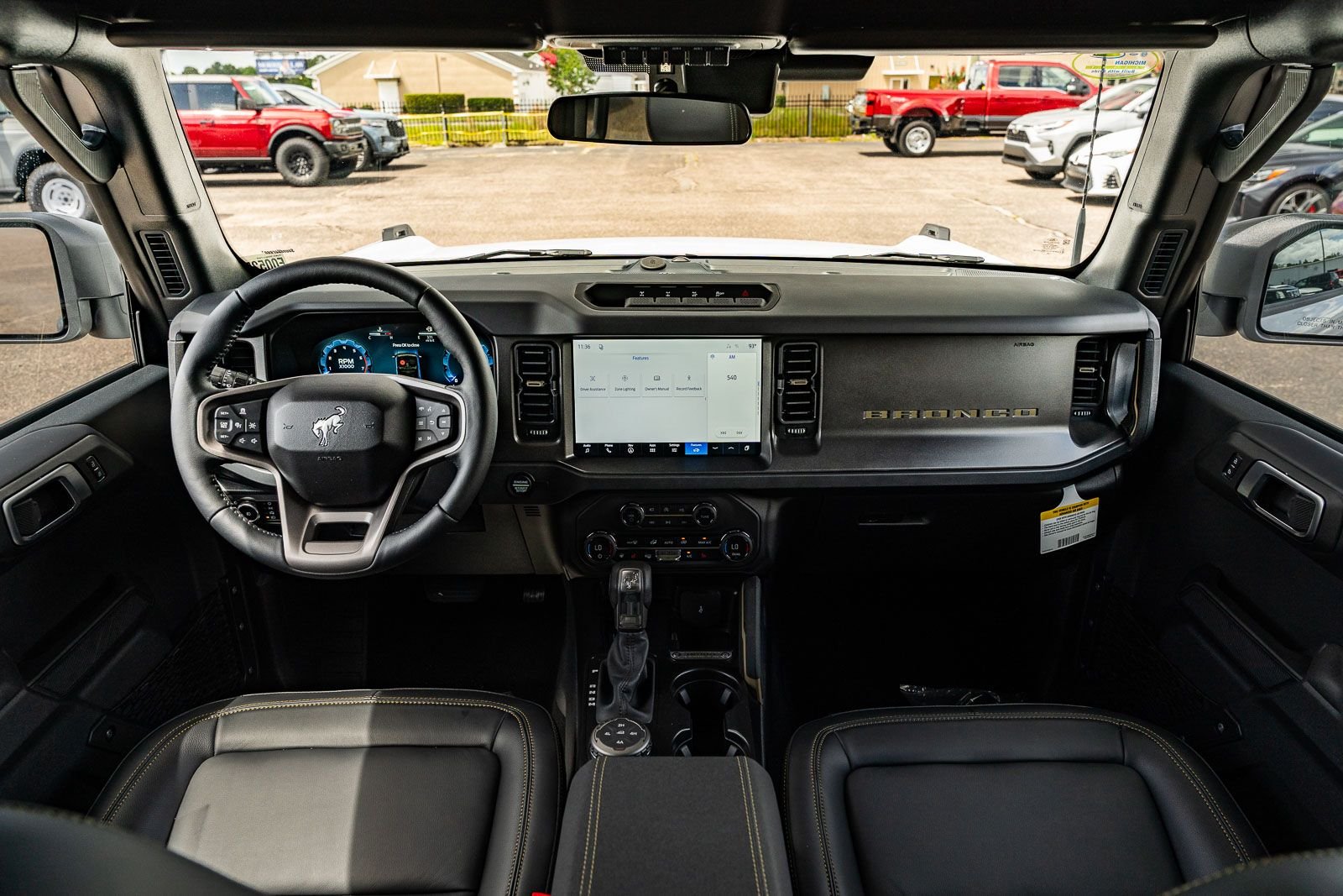 New 2026 Oxford White Ford Badlands® image 19