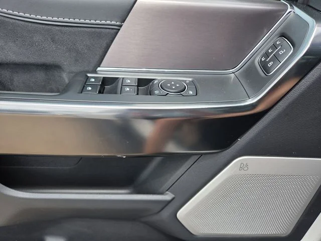 New 2026 Star White Metallic Tri-Coat Ford Platinum® image 41