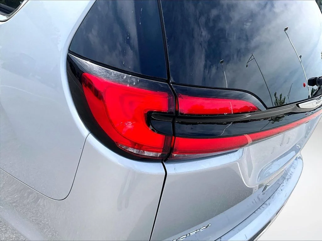 Used 2024 Silver Chrysler Touring L image 32