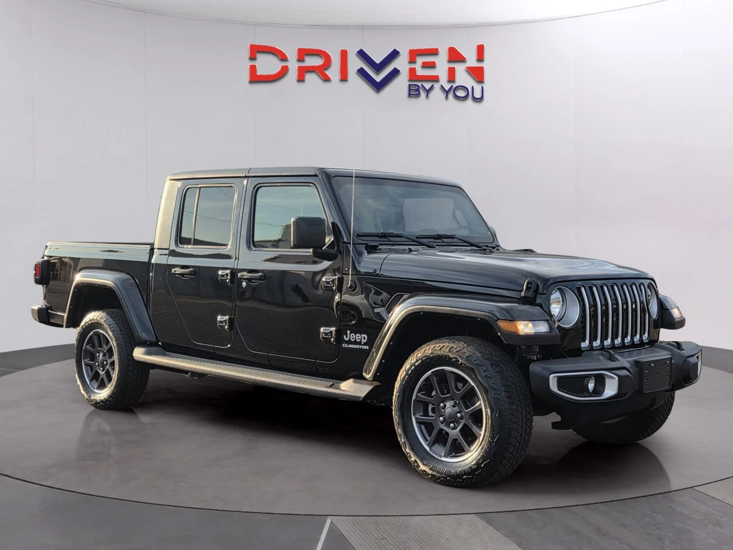 Used 2022 Black Clearcoat Jeep Overland image 7