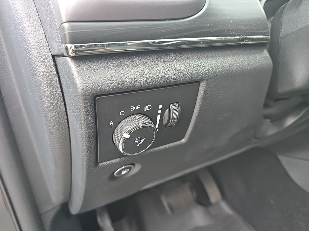Used 2020 Black Jeep Limited X image 23
