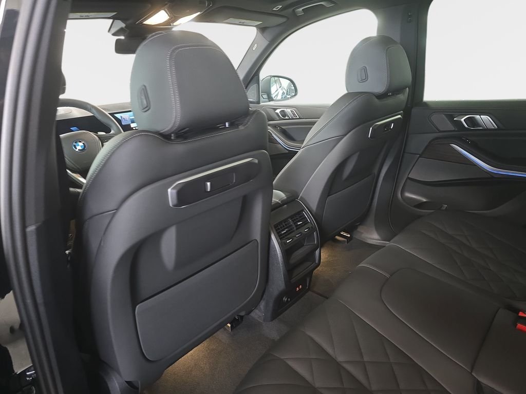 New 2026 Black Sapphire Metallic BMW xDrive50e image 7