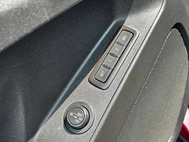Used 2020 CAJUN RED TINTCOAT Chevrolet Premier image 17