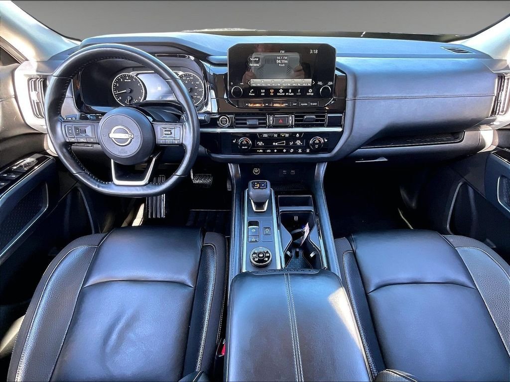 Used 2022 Deep Ocean Blue Pearl Nissan SL image 21