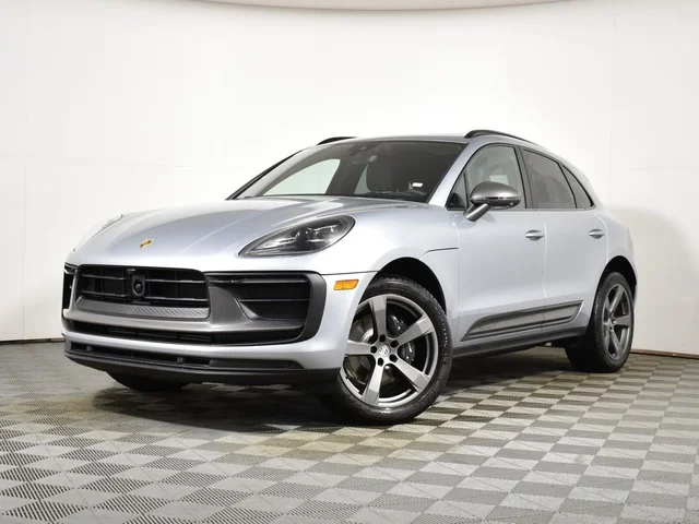 2026 Porsche Macan 